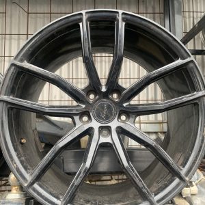 Aftermarket alloy wheel (rim only)