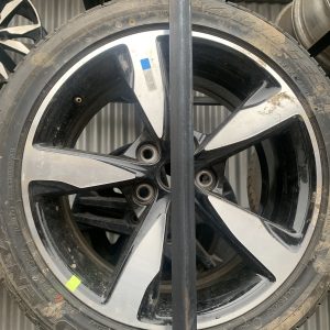 Alloy wheel & tyre