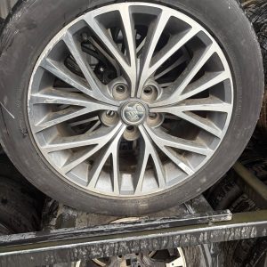 Holden alloy wheel & tyre