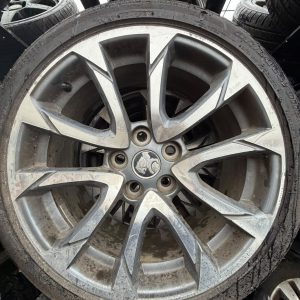 Tyre & wheel 265/60R18