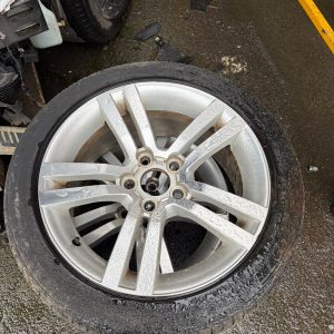 alloy wheel & tyre