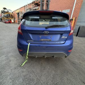 Ford Fiesta Zetec Hatch - photo 1